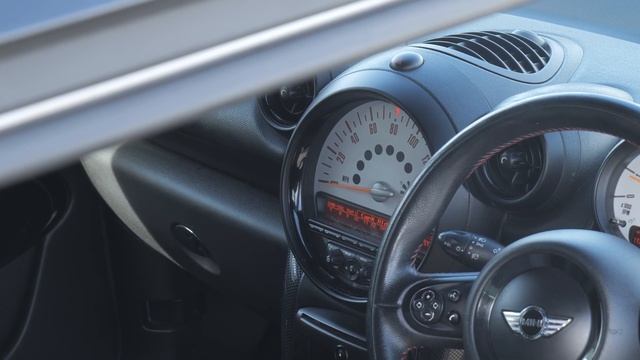 MINI Paceman 2.0 Cooper SD SUV 3dr Diesel Manual ALL4 Euro 5 (s/s) (143 ps) - 2013 смотреть онлайн