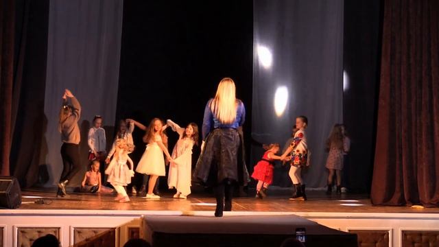 Алена Мирная 8 апреля, живой #аленамирная #рекомендации #популярное #клип #new смотреть онлайн