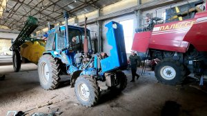 Иваныч делает первый запуск двигателя после ремонта! Уже пора в поле!