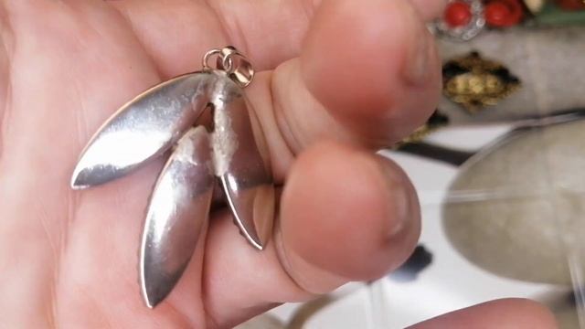 Винтажный Ларец 44.  Урановое стекло - в пуговицах)