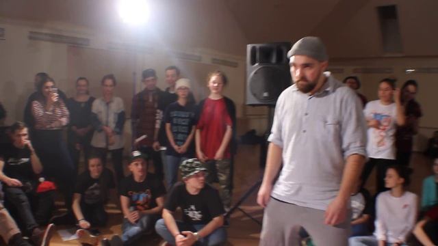 ТОЧКА РОСТА|1/8 HIP HOP PRO|Забарющий Миша vs Pennywise(Доп.Выход) смотреть онлайн