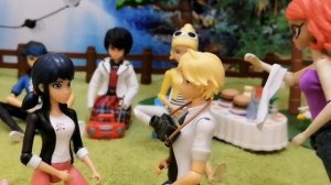 Девочки поменялись одеждой с мальчиками. Маринетт, Адриан, Хлоя выполняют задания от подписчиков!