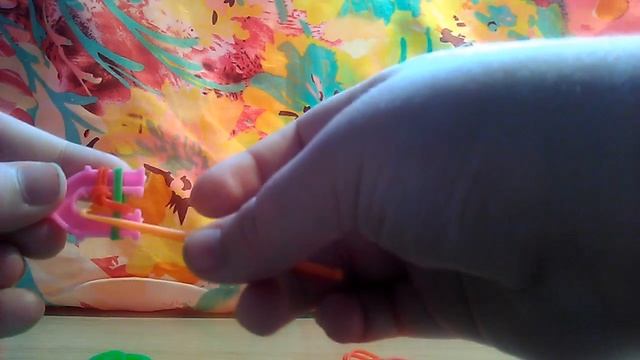 Вязания из резинок 4 часть.Браслет тротуар. смотреть онлайн