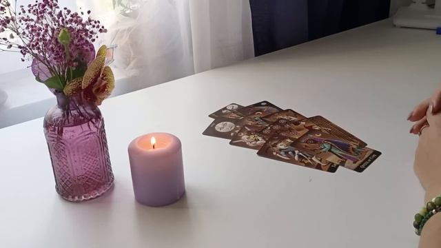 Что происходит в жизни мужчины?💯#тароонлайн #tarot #shorts #таролюбовь #чтоондумает смотреть онлайн
