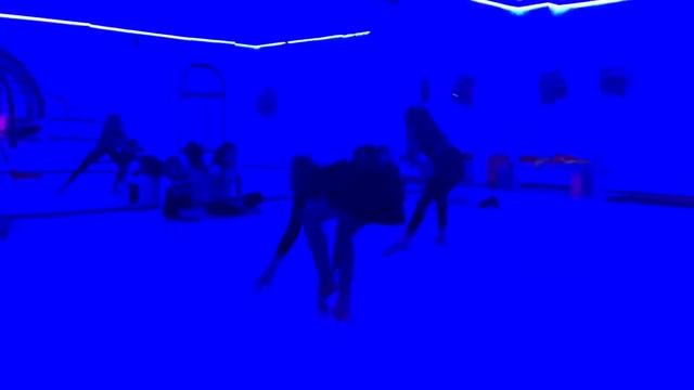 Урок в школе танцев Аркадия