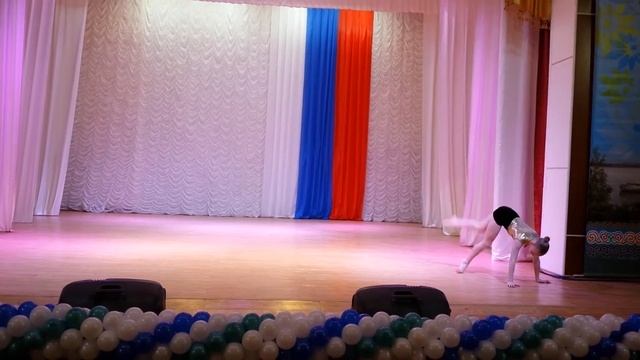 1100.  Кристина Голяка г. Амурск  - Седьмой этаж