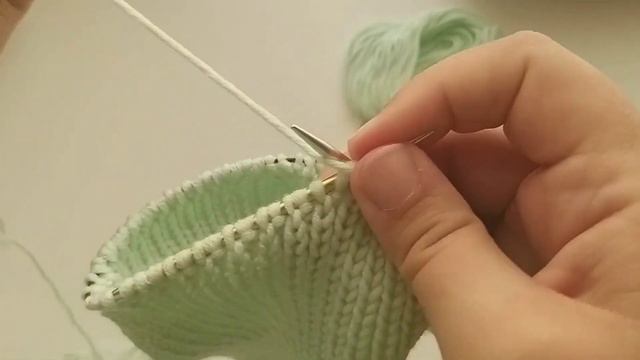 AlinaVjazet. ХИТ СЕЗОНА! МОДНАЯ ШАПКА РЕЗИНКОЙ1*1 / Все размеры! смотреть онлайн