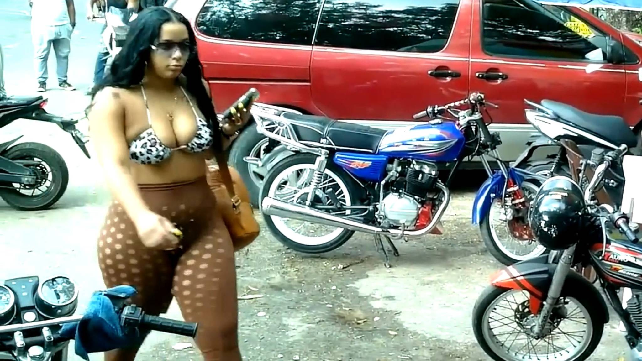 🇩🇴 Сосуа Доминиканская Республика одинокие мужчины тропическое место 🇩🇴 смотреть онлайн