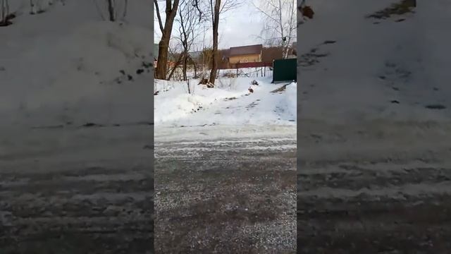 Село Степановское (Раменский округ, М.О.) 3 старых хрущевки и церква с разрушенным храмом