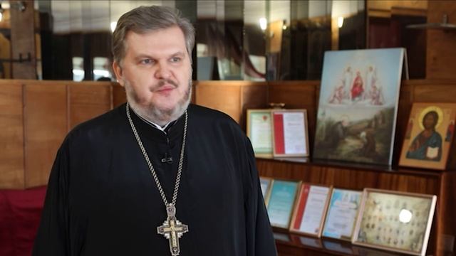 Ролик Иконописцы_КДУ_0811_ИСПР смотреть онлайн