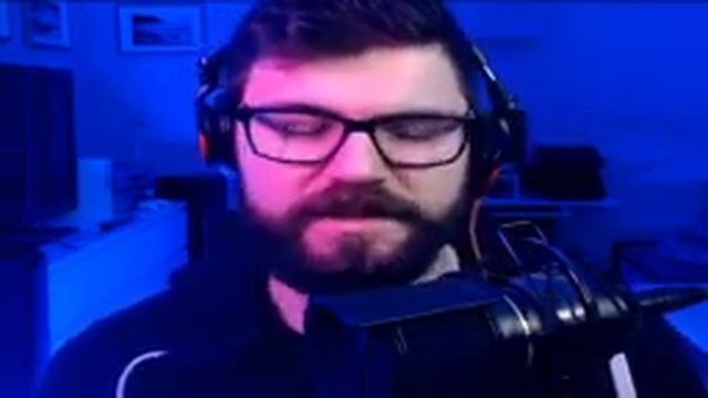 Вертолёт в прямом эфире хейтит Нокию и нахваливает Сони Эриксон смотреть онлайн