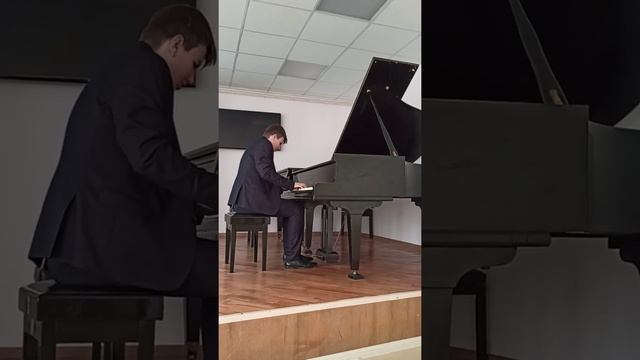 И.С.Бах - ХТК 2том, Прелюдия и фуга c-moll. Исп. Пальчиков Богдан смотреть онлайн