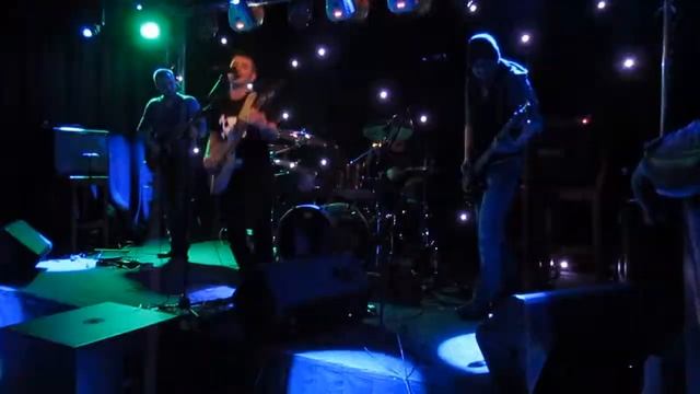 32F — Старуха Любовь