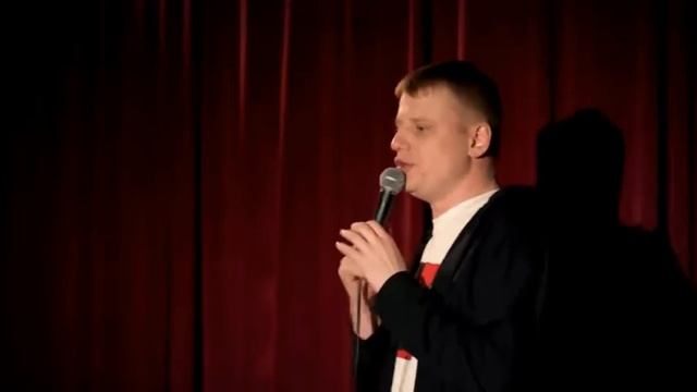 Слава Комиссаренко Про таланты Лукашенко ЧЫк ЧЫрыка и билет В ГААГУ