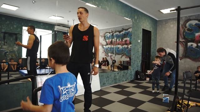Черный Максим - Корженевский Артем (до 6 лет) WORKOUT BATTLES 2019
