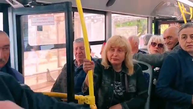 МАРИУПОЛЬ Отпраздновал 1 МАЯ! Восстановление и Жизнь города смотреть онлайн