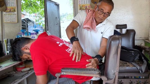 Обезболивающий массаж головы стариком-индийским парикмахером ｜ АСМР-Массажная терапия смотреть онлайн