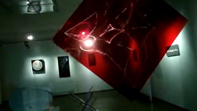 Выставка Вячеслава и Анны Колейчуков "Живая графика" смотреть онлайн