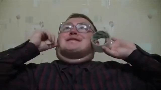 Самая быстрая реклама скотча RED21 смотреть онлайн