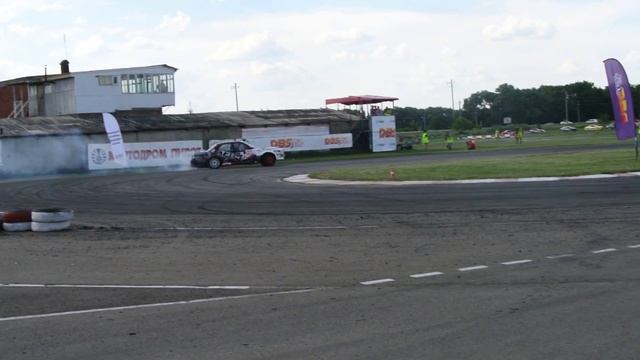 #drift #jdm #beljdm #бокоходы #валилово#DriftBattleSeries #Drift #Drifting #Drift #DBS2016_stage3 смотреть онлайн