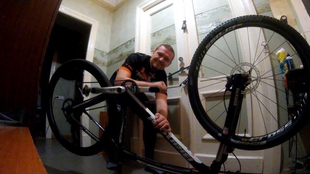 Когда качественно смазал цепь) смотреть онлайн