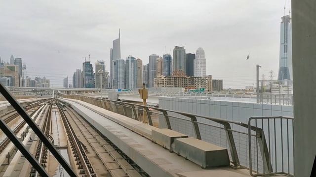Поездка в метро без машиниста г. Дубай (ОАЭ)