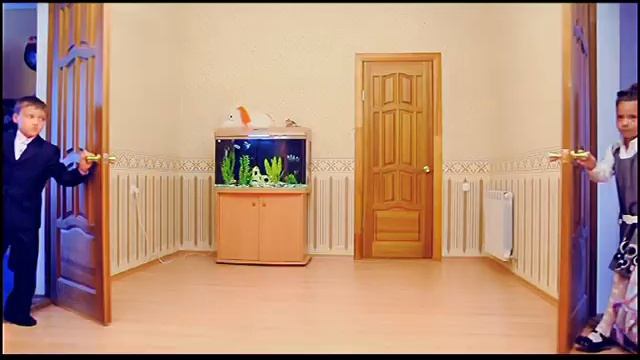 Прикольный ролик Дети .avi смотреть онлайн