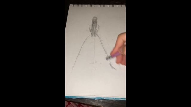 Как нарисовать девушку в красивом платье со спины 👰♀️ смотреть онлайн