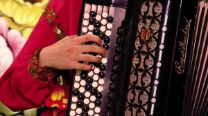 Кнопочки баянные . Поёт Валентина  Дробышева