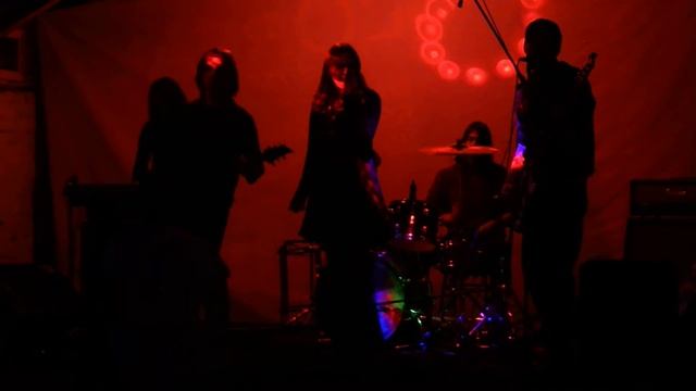 Ghostwood - Suffer (г.Симферополь, Cherdak Marlboro, 07.12.2013)