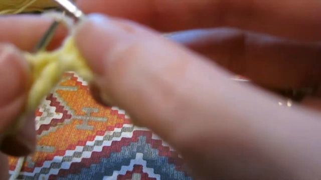 Красивая пышная резинка. Как связать спицами. DIY смотреть онлайн