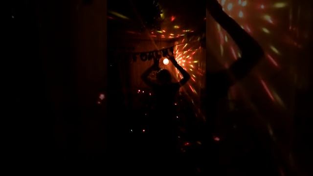 Этой 52-летней даме -больше не наливать смотреть онлайн