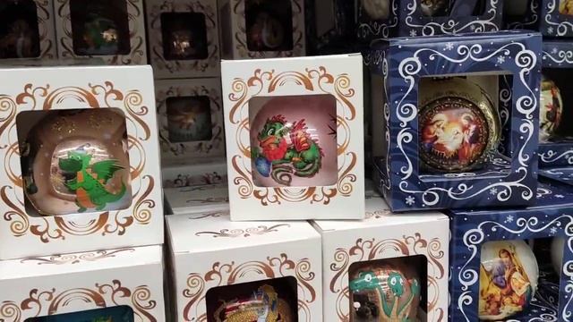 Новогодние украшения в Ашане смотреть онлайн