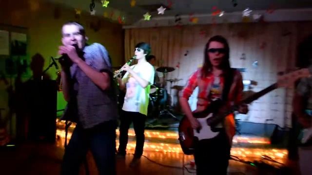 Handful-Ленинградский Рок-н-Ролл(Браво cover)