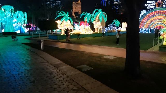 Очень красиво в Dubai Garden Glow, г. Дубай