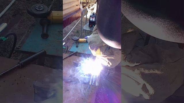 Тест сварочного инвертора DECAPOWER