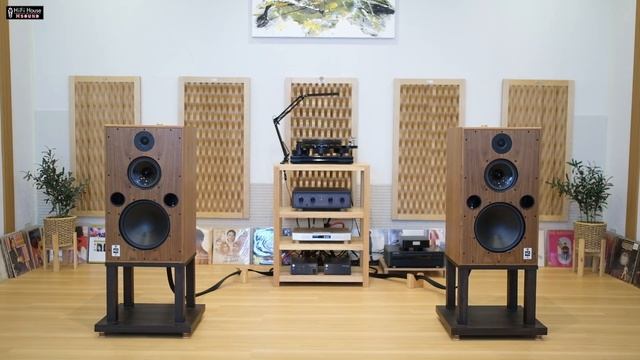 Harbeth 40.3XD With MOONRIVER AUDIO - My Romance