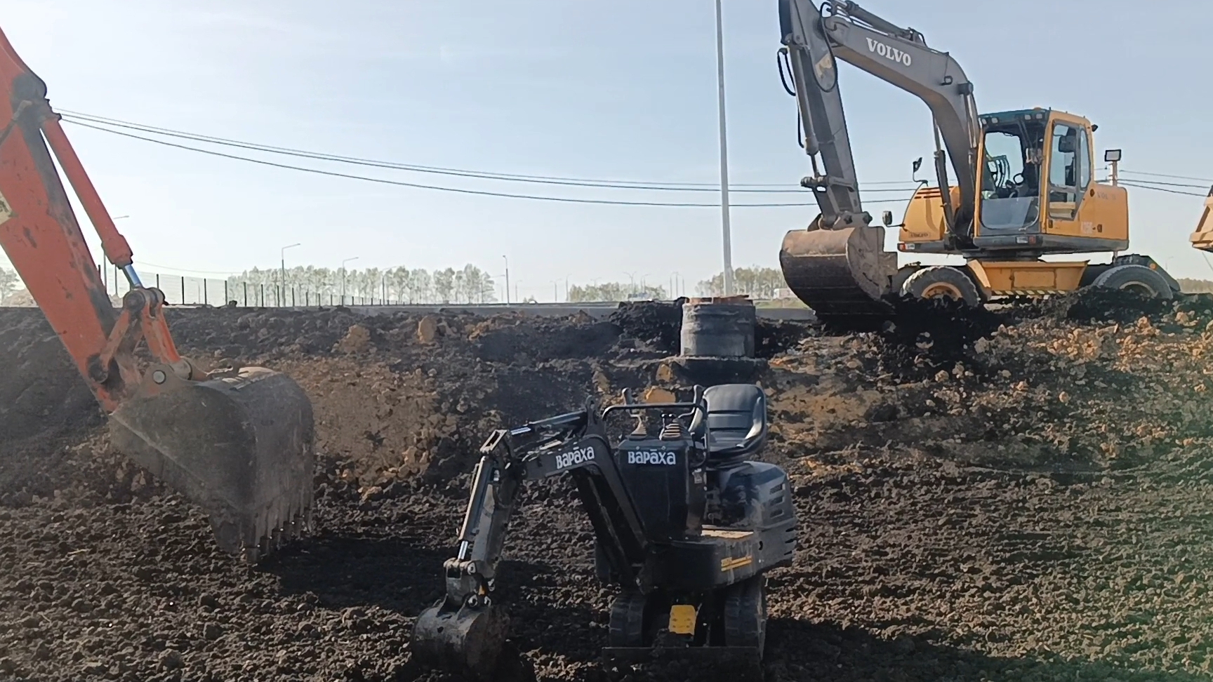 Мини экскаватор 29575. Сколько можно заработать. смотреть онлайн