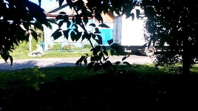 Мужик выпил и не рассчитал сил смотреть онлайн