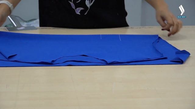 Асель и Индира Адиль: текстильное производство с национальным принтом | Sense of Style смотреть онлайн
