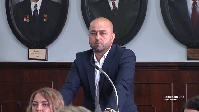 У міській раді визнали, що не можуть заборонити журналістам бути присутніми на засіданні смотреть онлайн