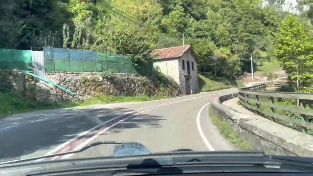 Дорога Picos De Europa. 1