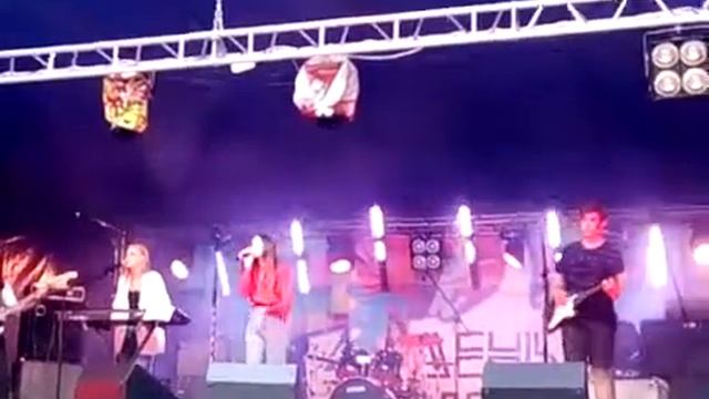 Выступления рок-групп  Параллельные миры в машиностроительный парке г Узловая