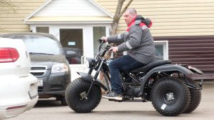 Трицикл ТРИТОН-5 (Ижтехмаш). На вариаторе, с реверсом. На базе мотоцикла Скаут-11.