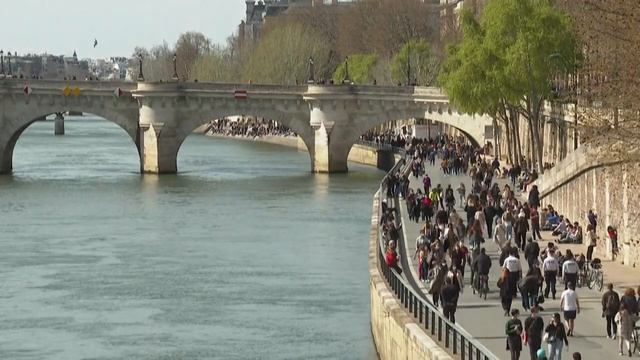 Франция - "чемпионка" по темпам распространения инфекции смотреть онлайн