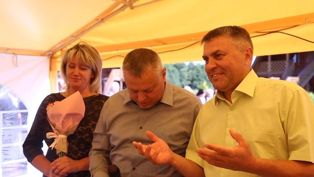 САМОЕ ЛУЧШЕЕ ПОЗДРАВЛЕНИЕ НА СВАДЬБЕ СМОТРЕТЬ ДО КОНЦА смотреть онлайн