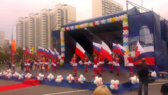 Группа поддержки Динамит. Флагшоу. смотреть онлайн