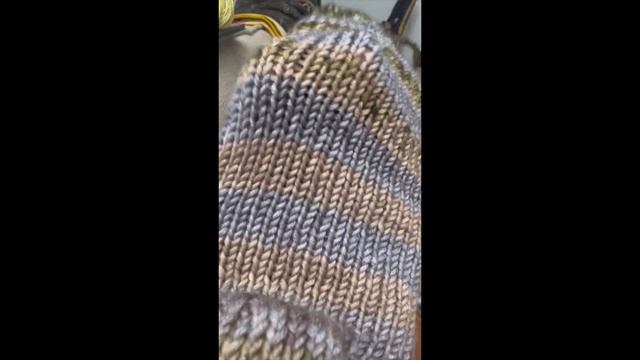 ВЯЗАНИЕ В НИДЕРЛАНДЫ . 2й эпизод. Носки. смотреть онлайн