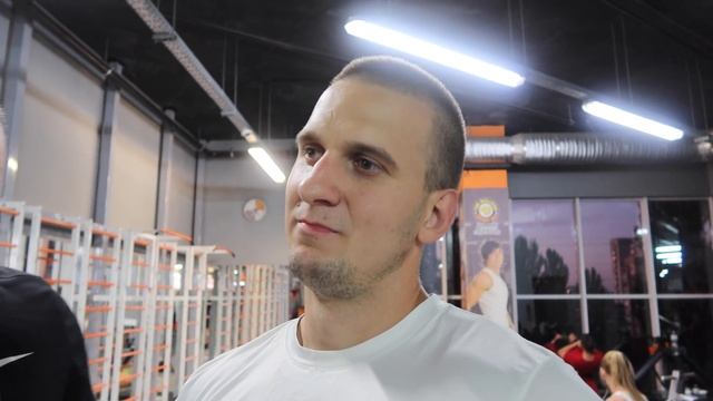 МУЖ мне УГPОЖАЕT смотреть онлайн