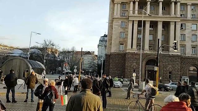 Блокада пред Министерски съвет, гр. София ... #протест #ден278 за достойна присъда на #борисов ... смотреть онлайн